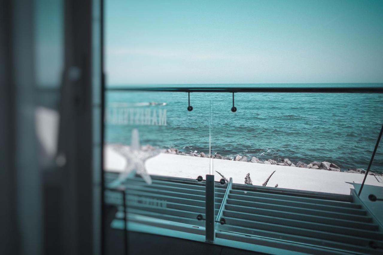 Marine Residence Odessa Exteriör bild